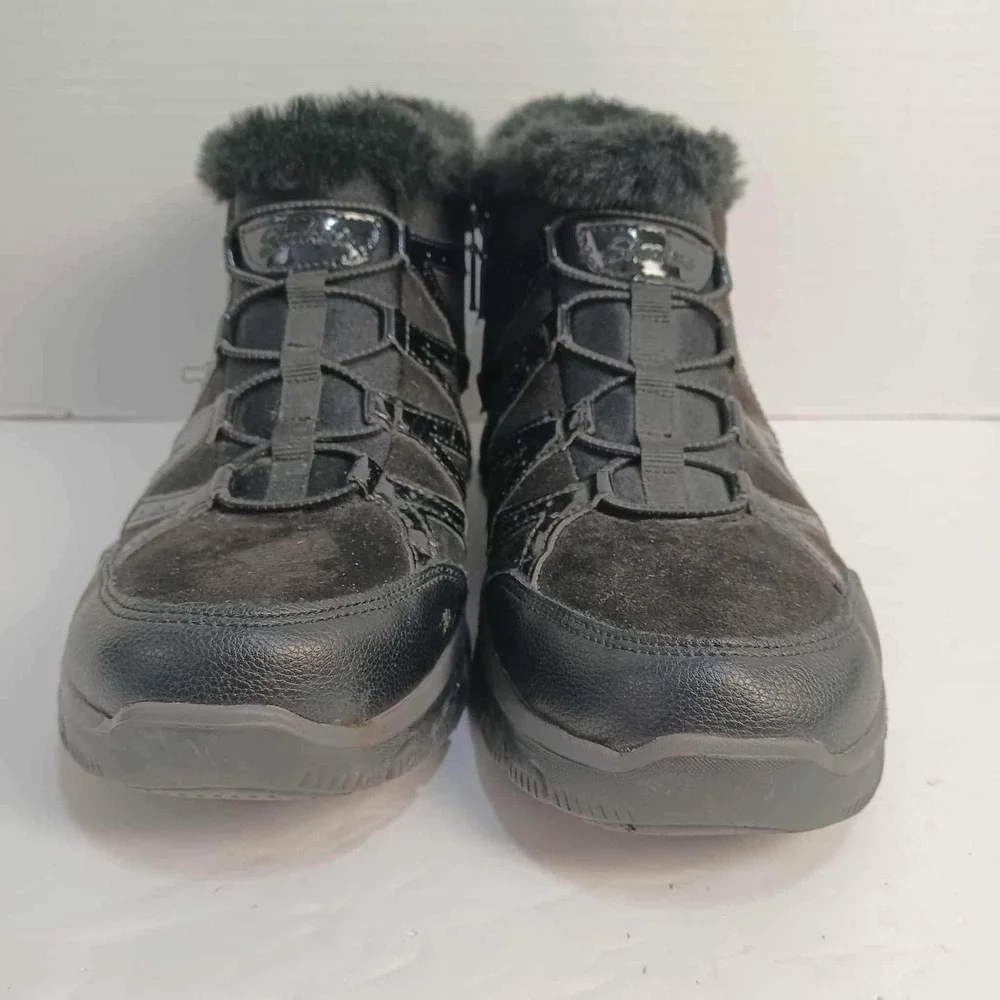 Skechers Relaxed Fit Black‎ Ankle Boots Womens Size 8 Side Zip Faux Fur